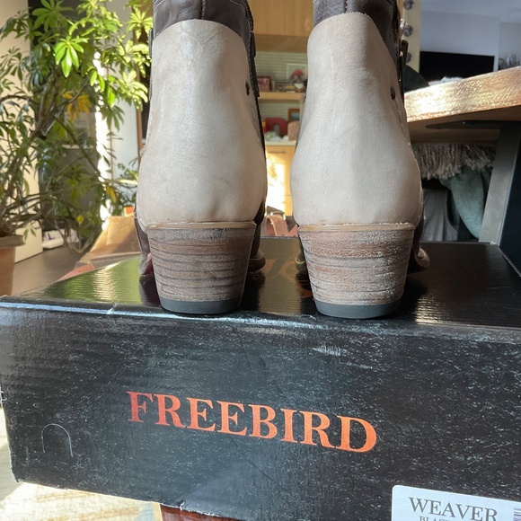 Gorgeous leather Freebird Booties / shooties - Picture 3 of 5